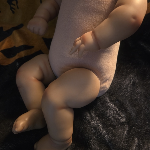 Realistic Big Baby Doll - Picture 4 of 4